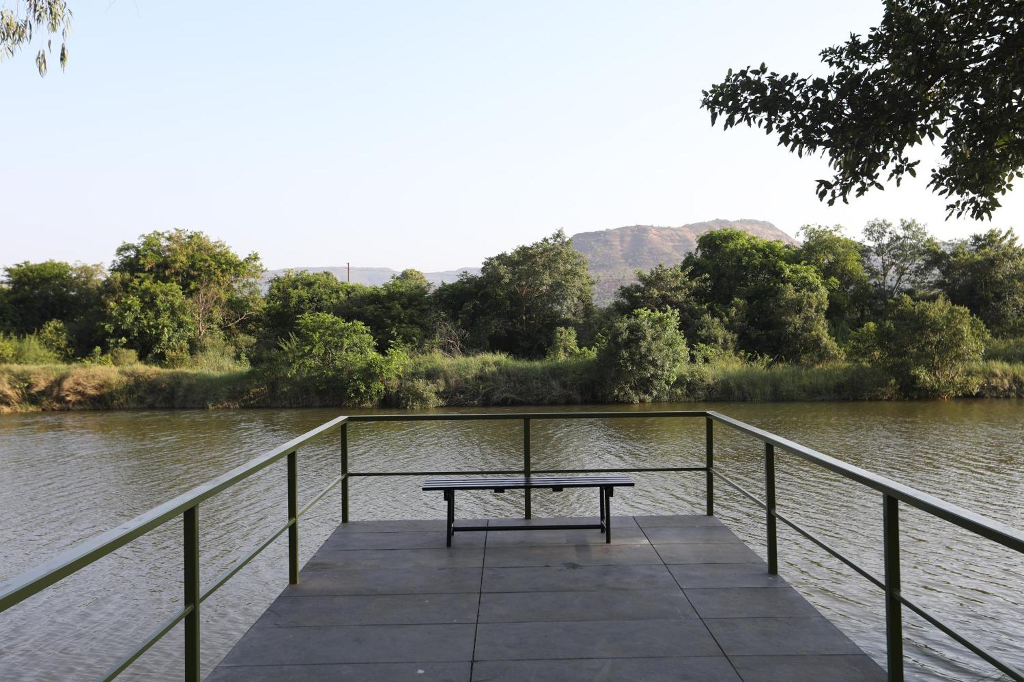 Golden Fields Resort Mulshi Exteriör bild
