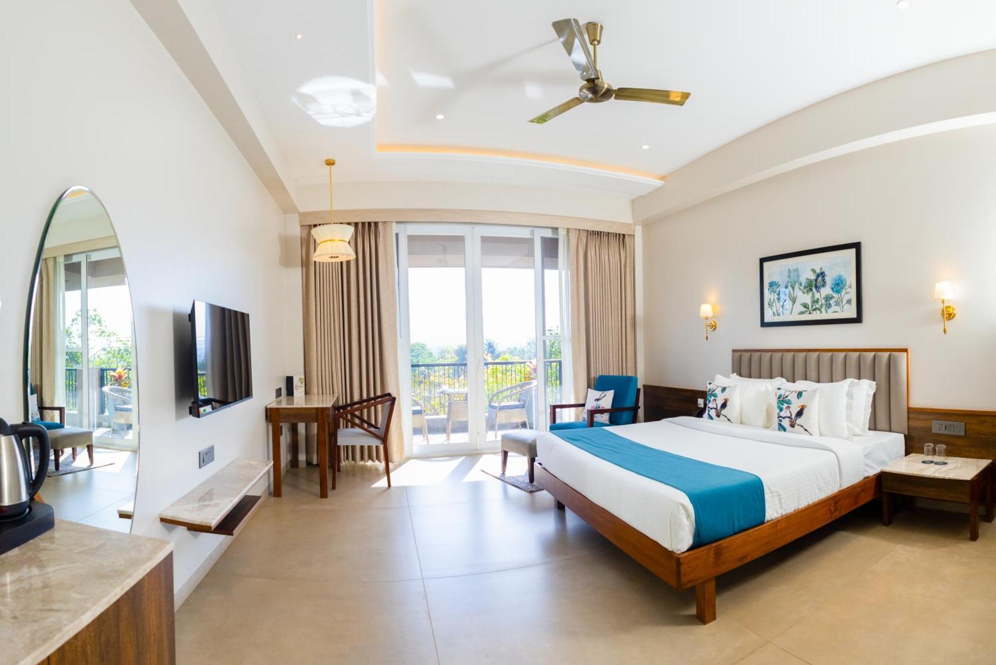 Golden Fields Resort Mulshi Exteriör bild